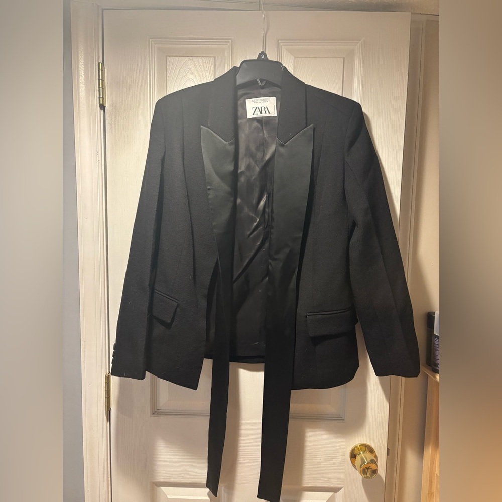 ZARA Black Satin Lapel Tuxedo Jacket with Waist Ties